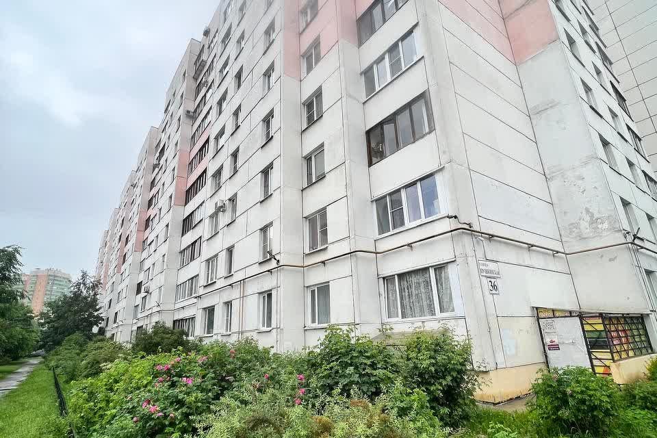 Продаётся 1-комнатная квартира, 40.8 м²