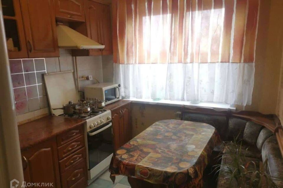 Продаётся 4-комнатная квартира, 73 м²