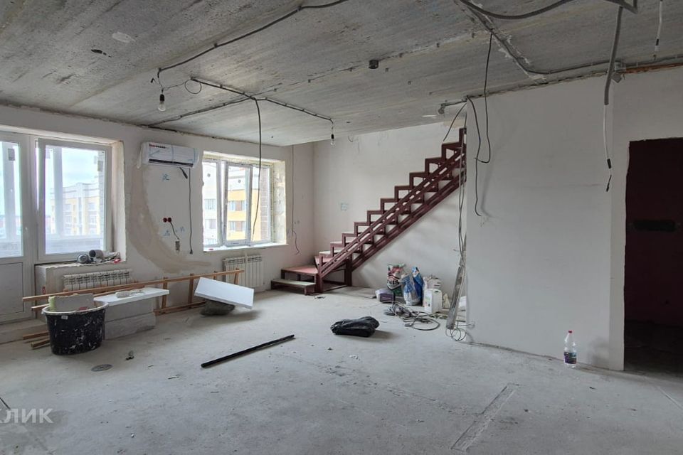 Продаётся 4-комнатная квартира, 118 м²