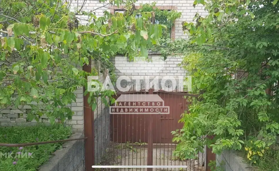 Продаётся 3-этажный дом, 220 м²