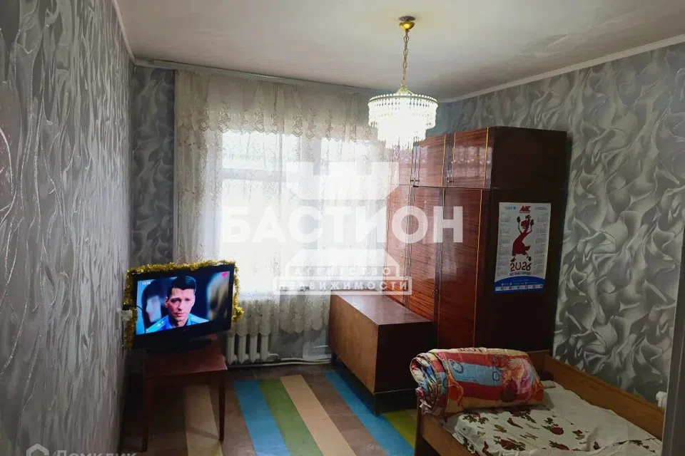 Продаётся 4-комнатная квартира, 79.9 м²