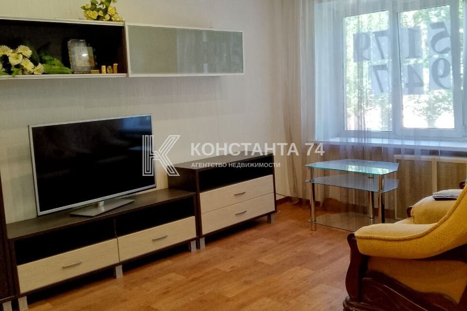 Продаётся 3-комнатная квартира, 57 м²