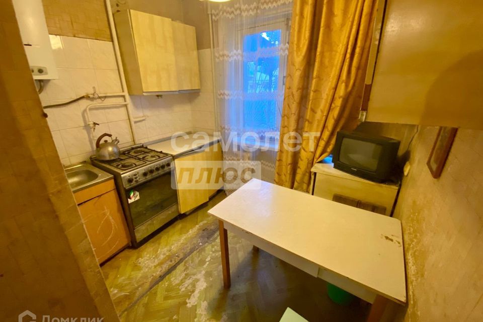 Продаётся 3-комнатная квартира, 56 м²