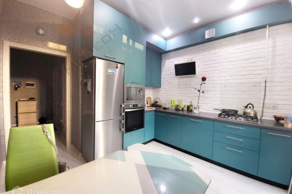 Продаётся 2-комнатная квартира, 63.7 м²