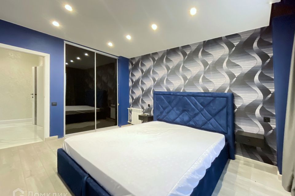 Продаётся 2-комнатная квартира, 65 м²