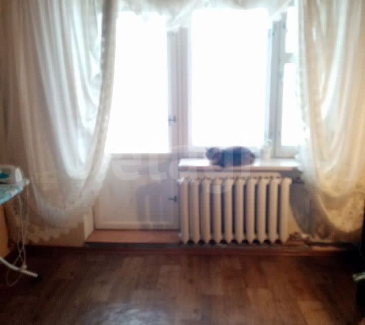 Продаётся 1-комнатная квартира, 42 м²