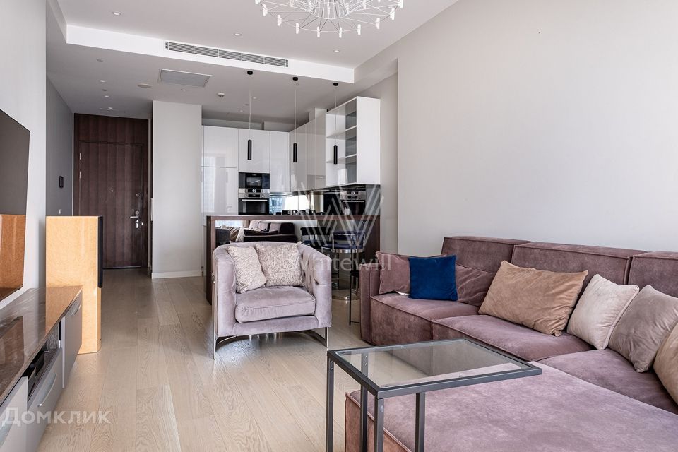 Сдаётся 2-комнатная квартира, 61 м²