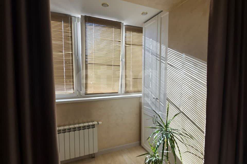 Продаётся 3-комнатная квартира, 82 м²