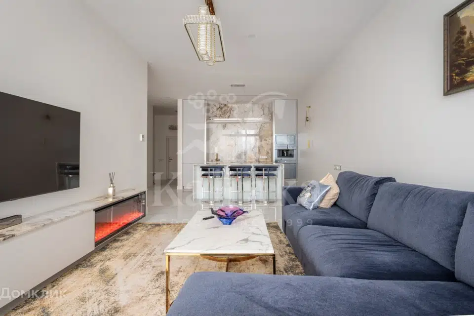 Продаётся 2-комнатная квартира, 76.5 м²