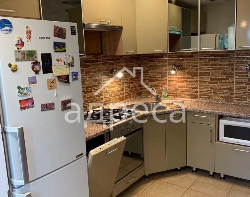 Продаётся 2-комнатная квартира, 48.2 м²