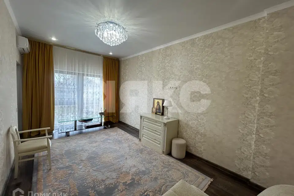 Продаётся 1-комнатная квартира, 50 м²