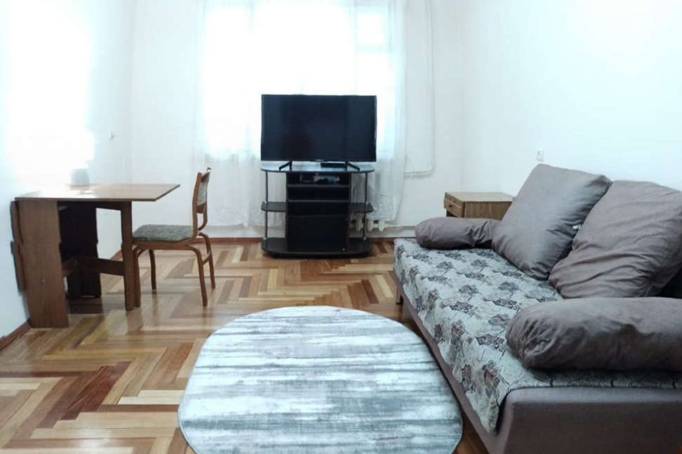 Сдаётся 2-комнатная квартира, 54 м²