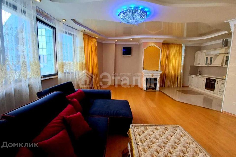 Продаётся 2-комнатная квартира, 78.7 м²