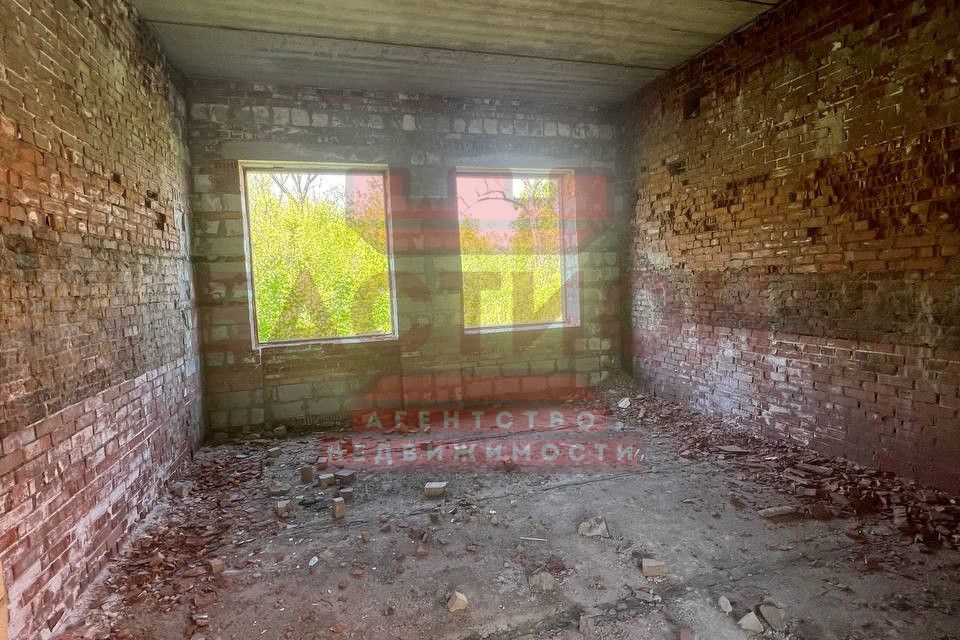 Продаётся 2-этажный дом, 250 м²