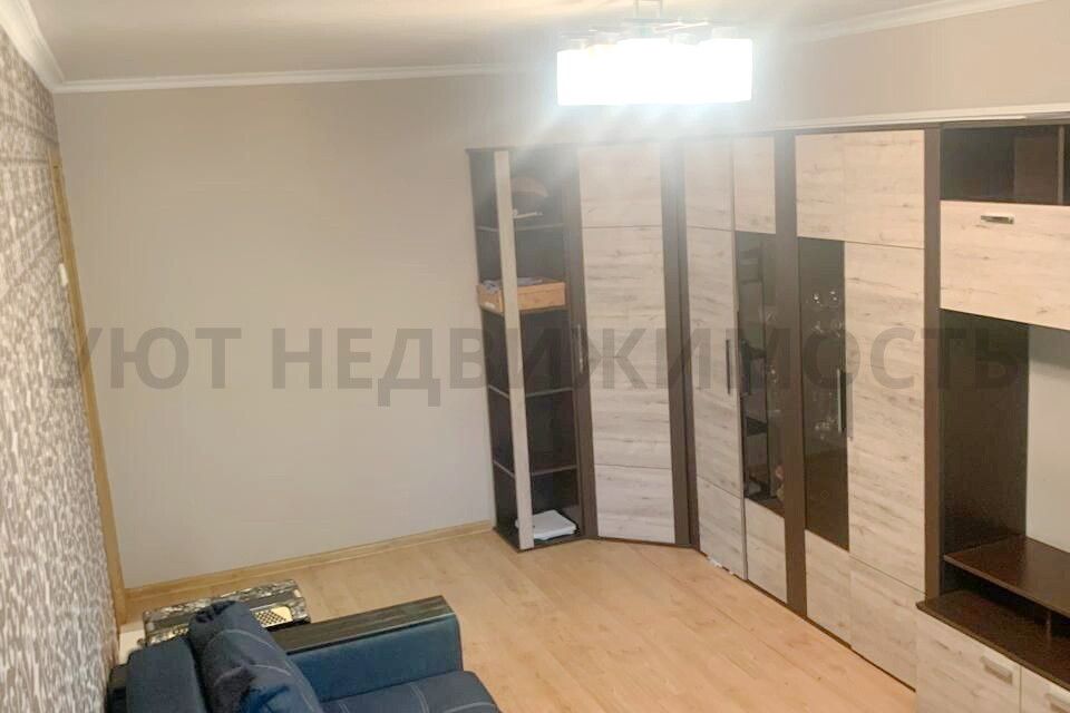Сдаётся 2-комнатная квартира, 42.3 м²