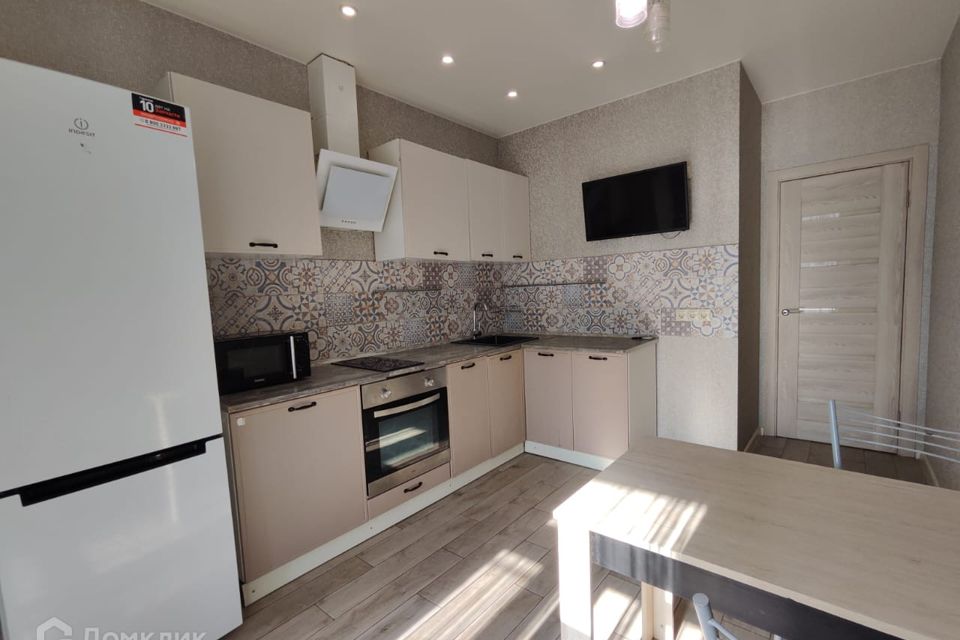 Продаётся 1-комнатная квартира, 38.2 м²