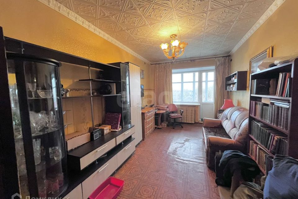 Продаётся 3-комнатная квартира, 57.6 м²