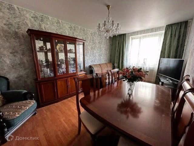 Продаётся 4-комнатная квартира, 95.6 м²