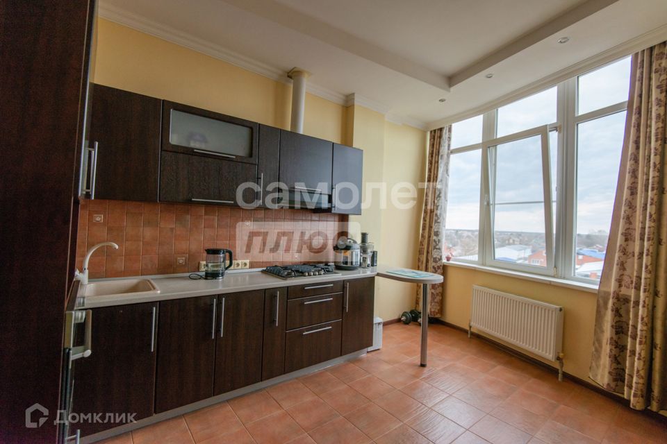Продаётся 3-комнатная квартира, 95 м²