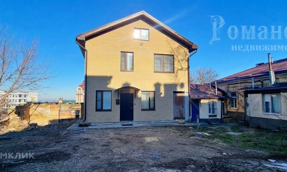 Продаётся 10-комнатная квартира, 135.3 м²