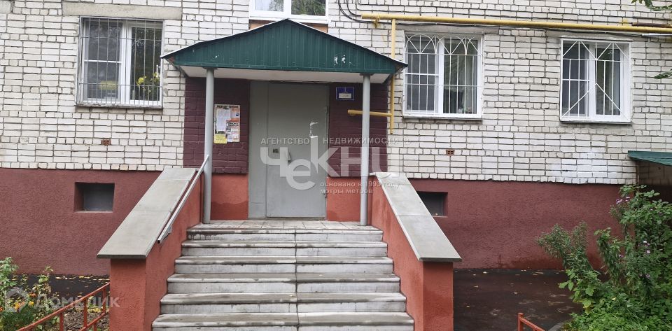Продаётся 4-комнатная квартира, 62 м²