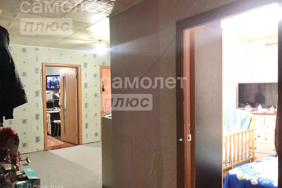Продаётся 4-комнатная квартира, 61.2 м²
