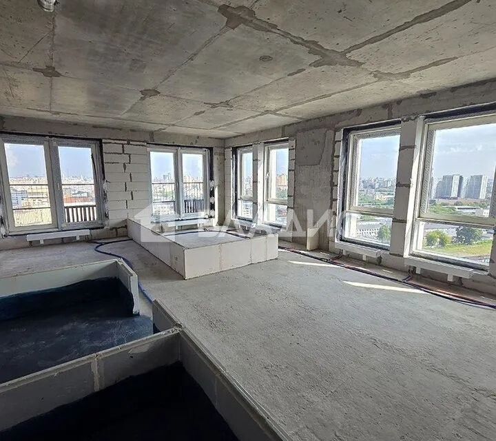 Продаётся 3-комнатная квартира, 56.5 м²