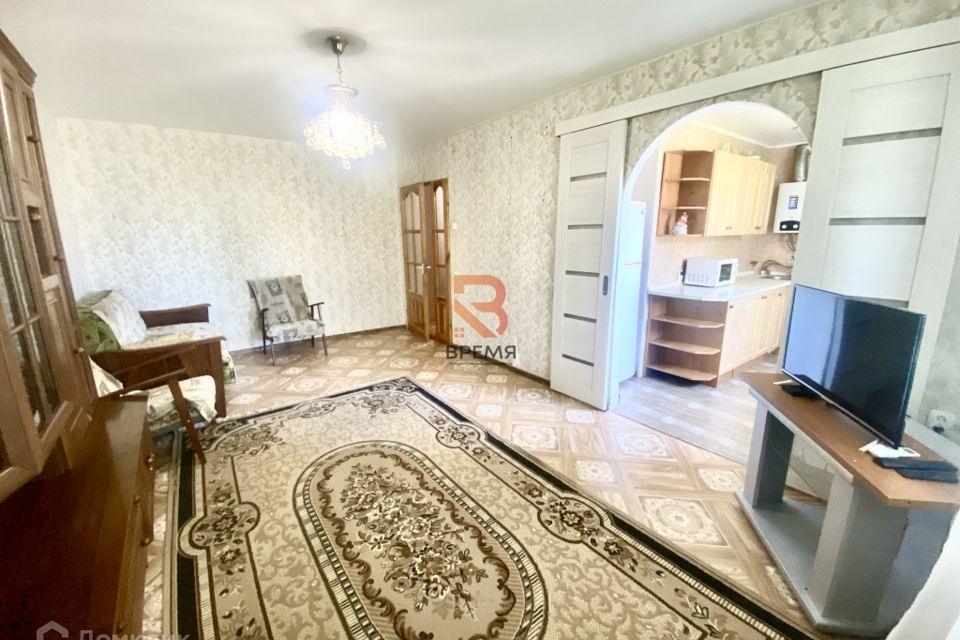 Продаётся 3-комнатная квартира, 69.7 м²
