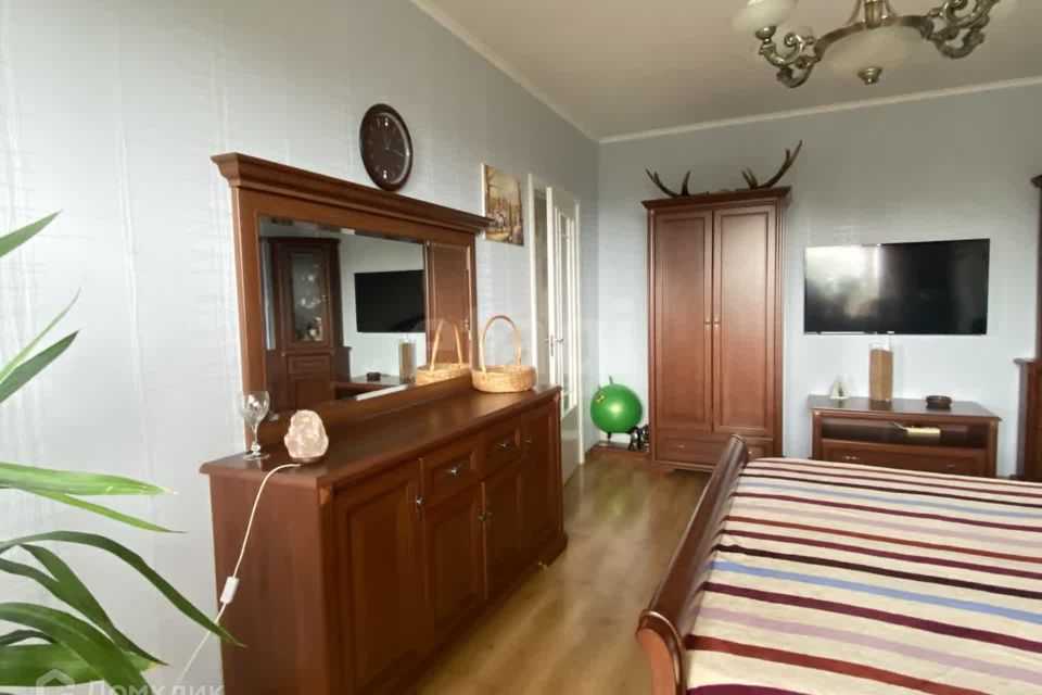 Продаётся 1-комнатная квартира, 37.3 м²