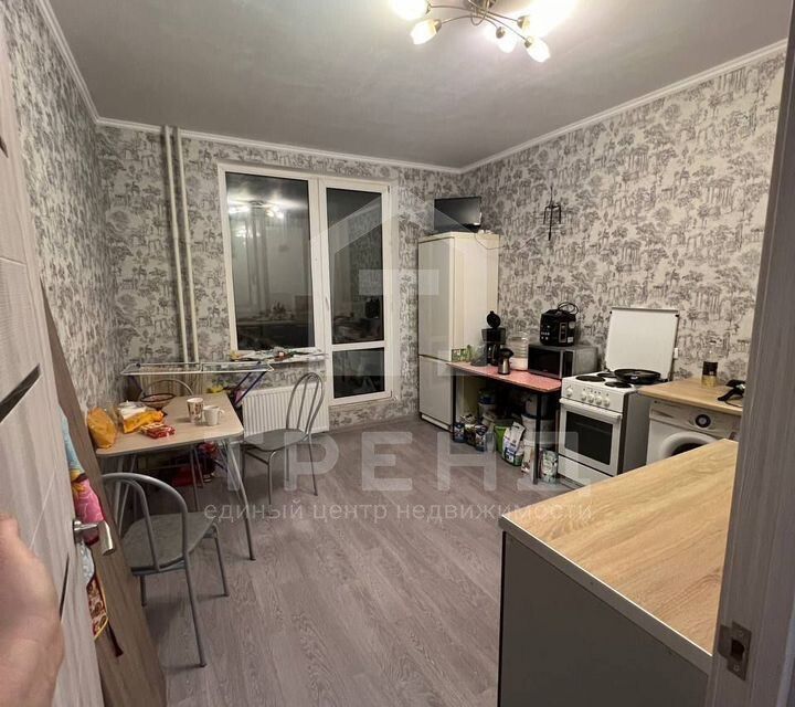 Продаётся 1-комнатная квартира, 52.5 м²