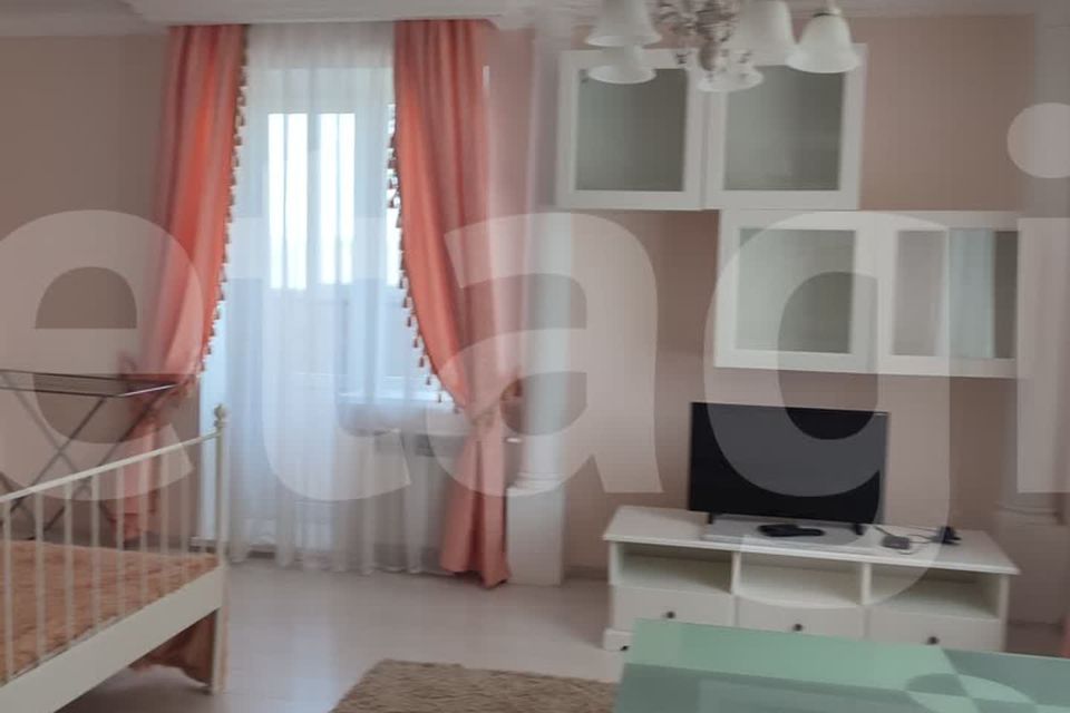 Продаётся 1-комнатная квартира, 43.4 м²