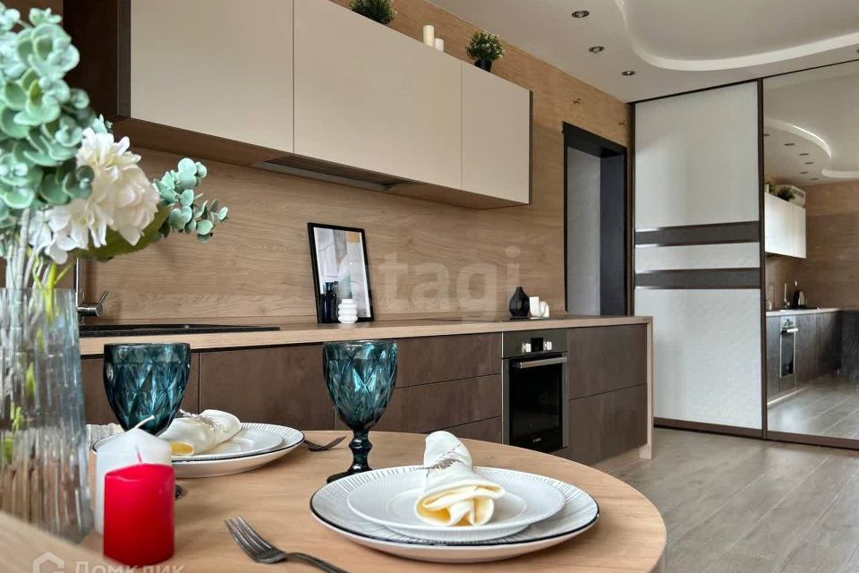 Продаётся 2-комнатная квартира, 64 м²