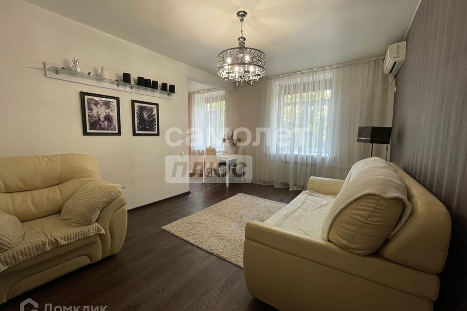 Продаётся 2-комнатная квартира, 58.1 м²