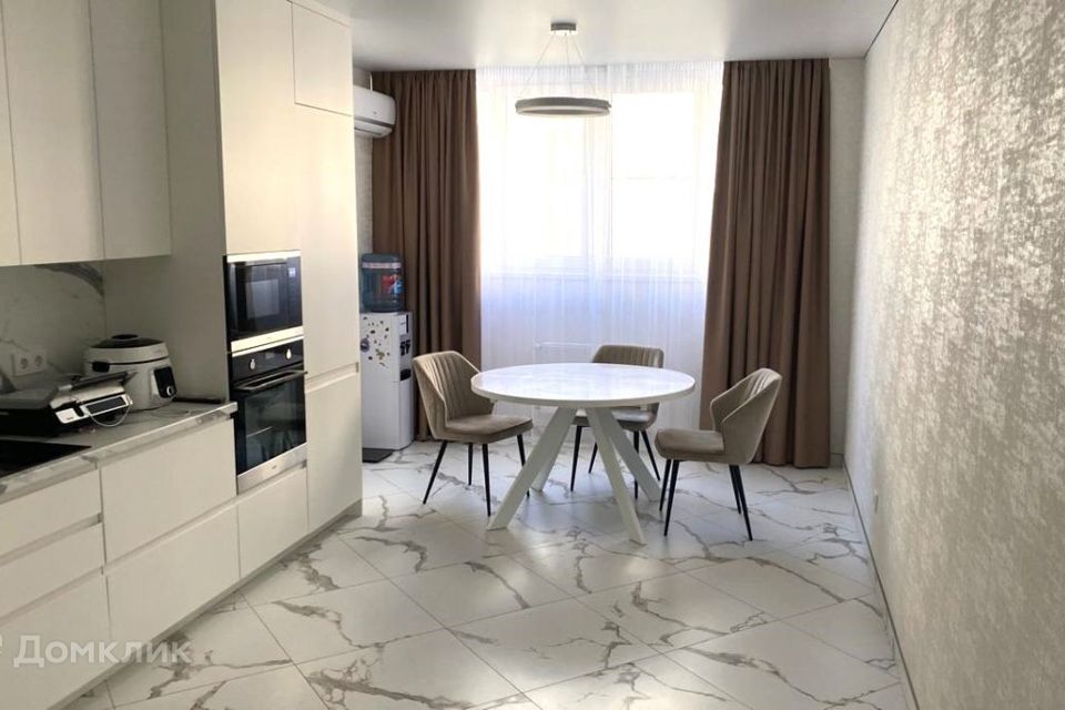 Продаётся 2-комнатная квартира, 70 м²