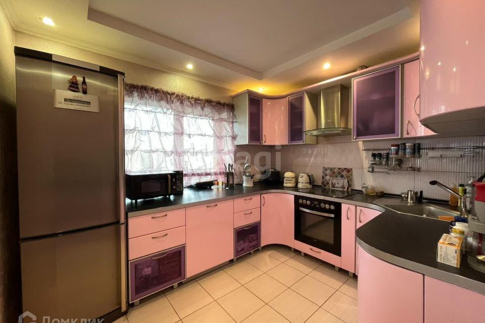 Продаётся 4-комнатная квартира, 114.3 м²