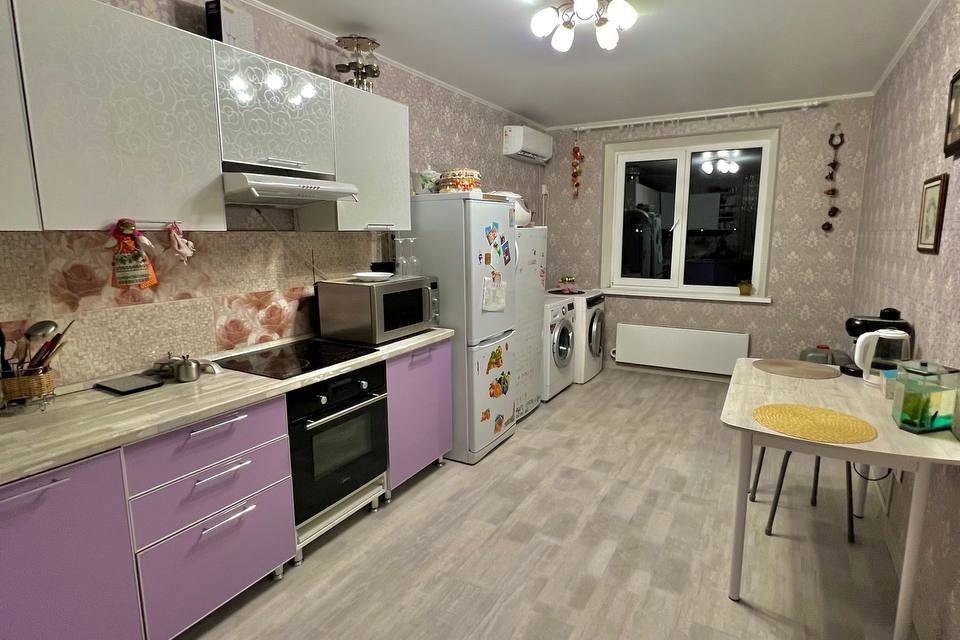 Продаётся 3-комнатная квартира, 69.5 м²