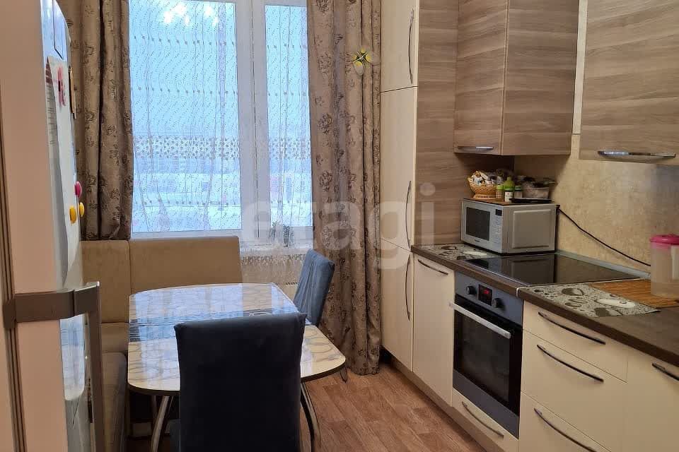 Продаётся 2-комнатная квартира, 55.5 м²