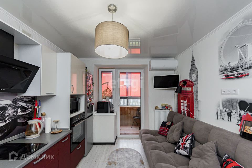 Продаётся 2-комнатная квартира, 56 м²