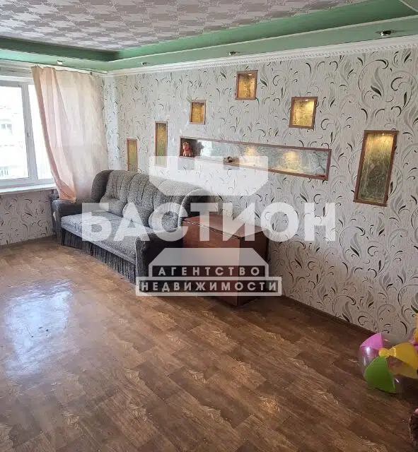 Продаётся 3-комнатная квартира, 48.7 м²