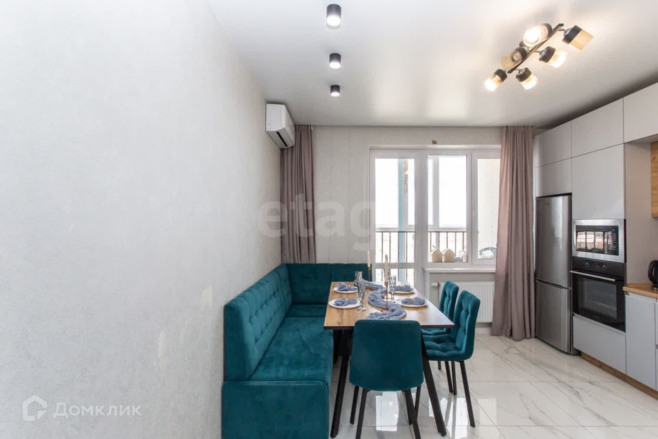 Продаётся 2-комнатная квартира, 63.9 м²