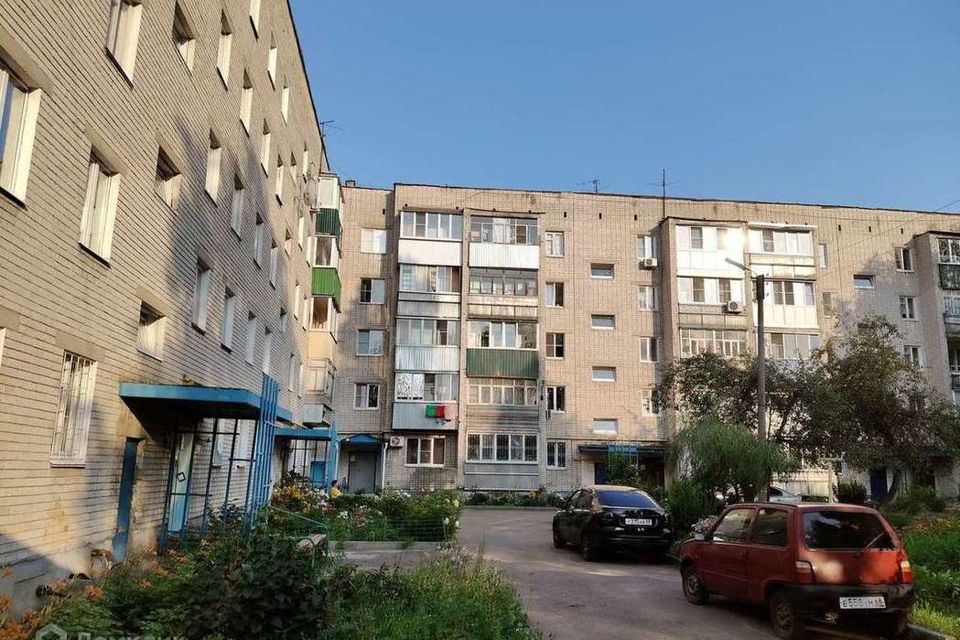 Продаётся 3-комнатная квартира, 58.5 м²