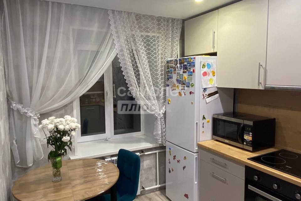 Продаётся 3-комнатная квартира, 59.7 м²