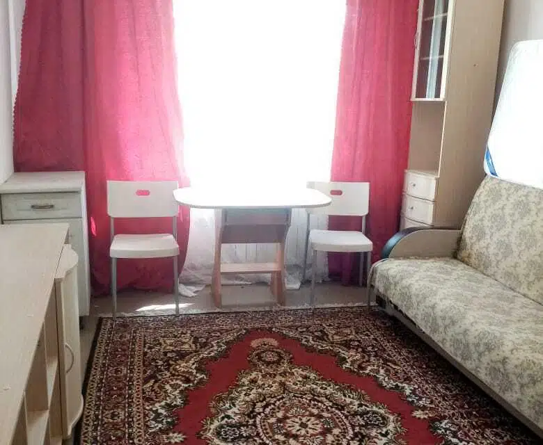 Продаётся комната в 3-комн. квартире, 13.5 м²