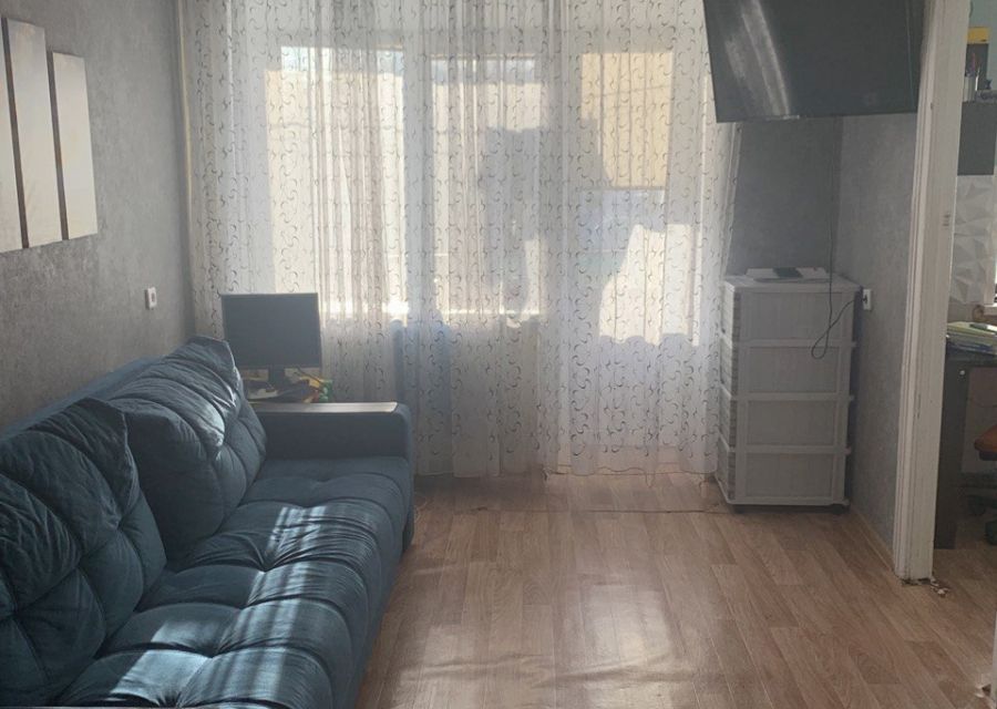 Продаётся 3-комнатная квартира, 42 м²