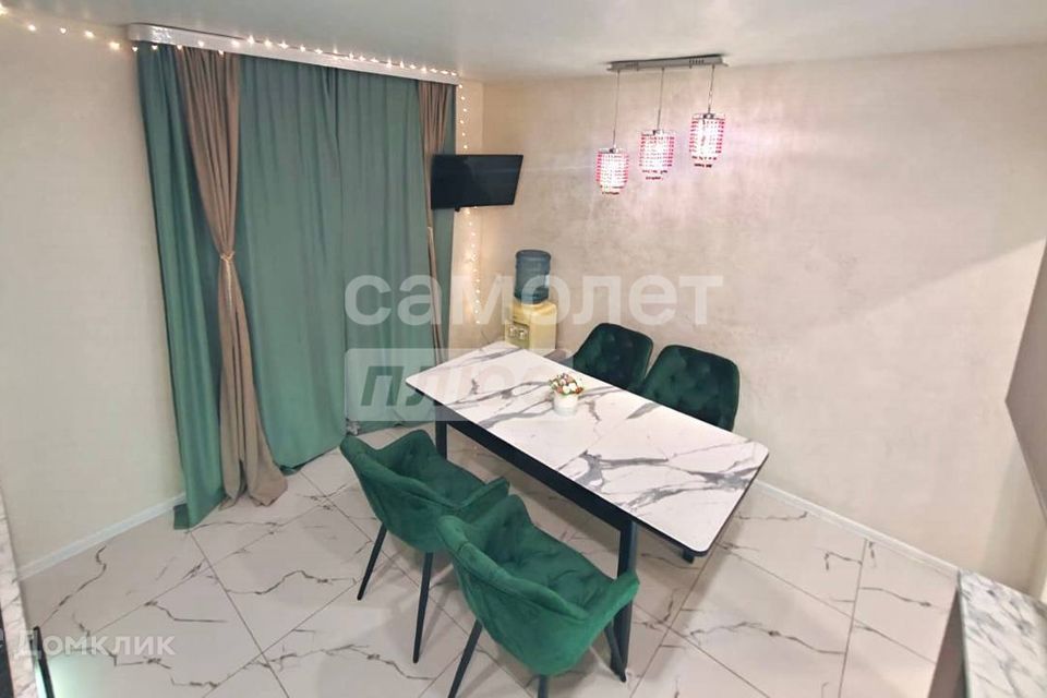 Продаётся 3-комнатная квартира, 82.9 м²