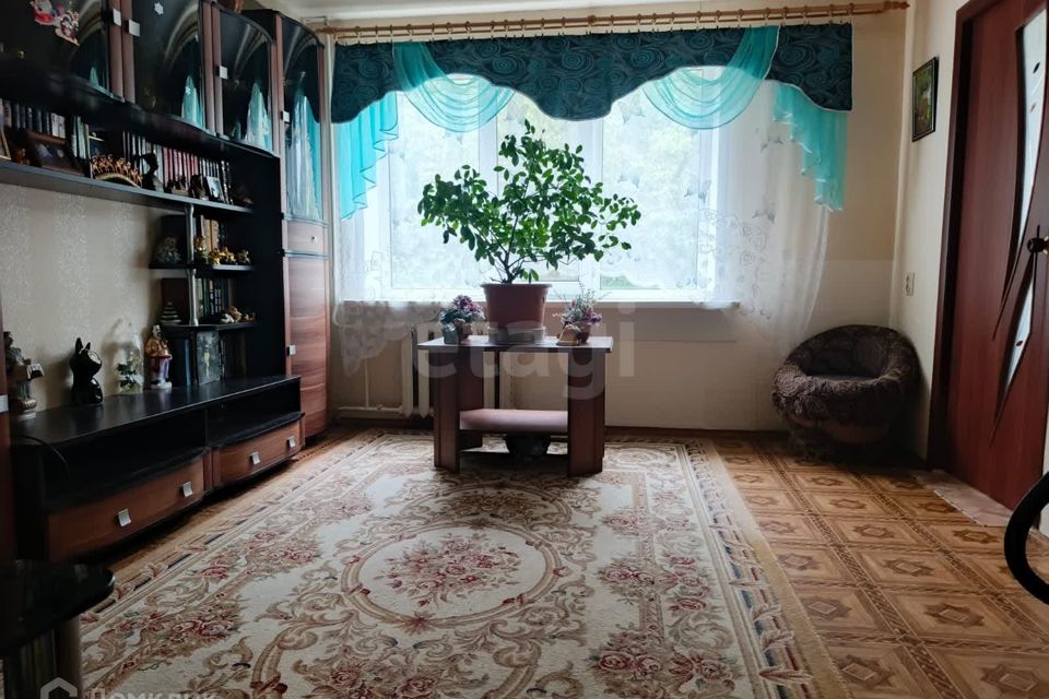 Продаётся 3-комнатная квартира, 59.9 м²