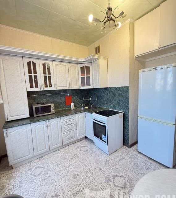 Продаётся 1-комнатная квартира, 35.6 м²