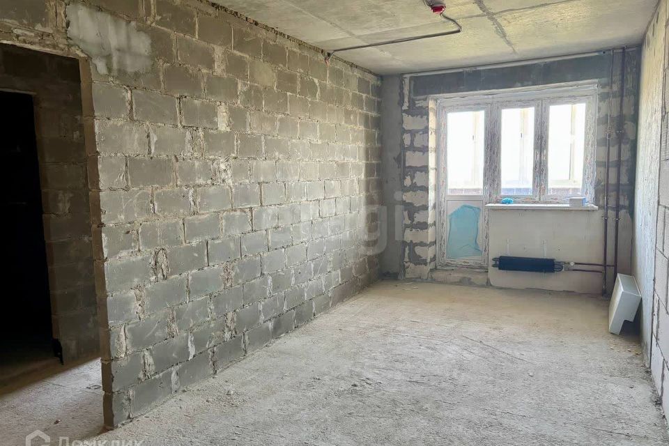 Продаётся 1-комнатная квартира, 42 м²