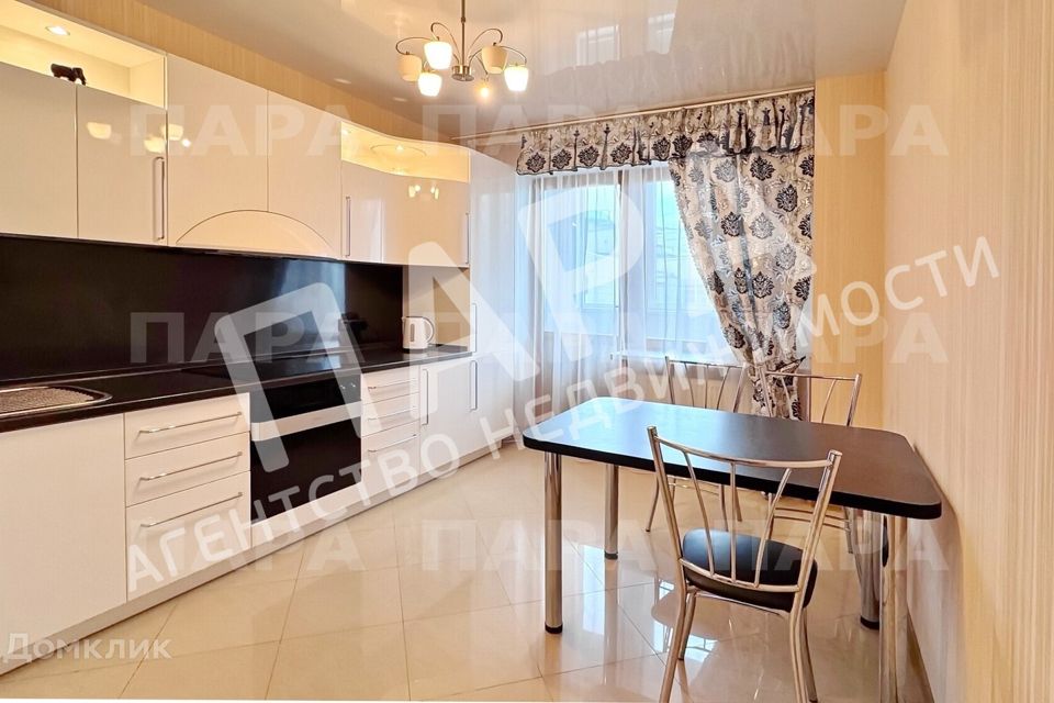Сдаётся 3-комнатная квартира, 76.8 м²