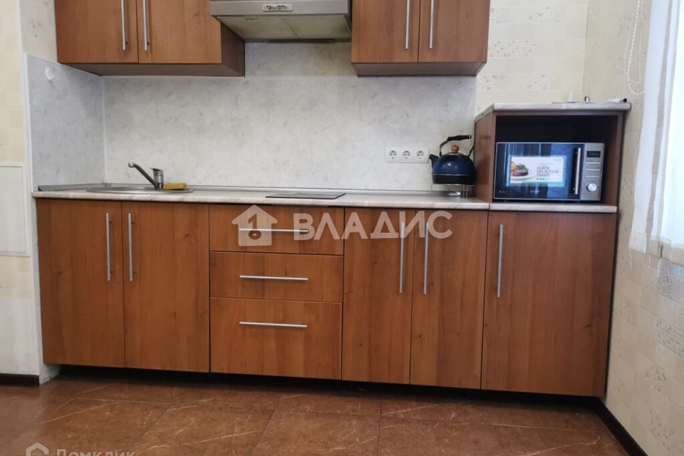 Продаётся 2-комнатная квартира, 60.7 м²